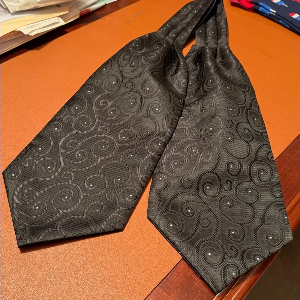 Elegant Black Paisley Ascot Cravat